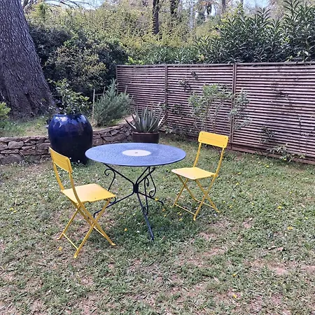 - Cap Brun - T3 Rez De Jardin *